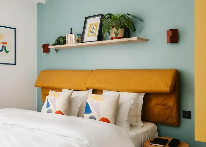 Edgar Auteuil - Le Marois Paris