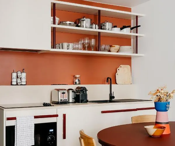 Edgar Auteuil - Le Marois 4*