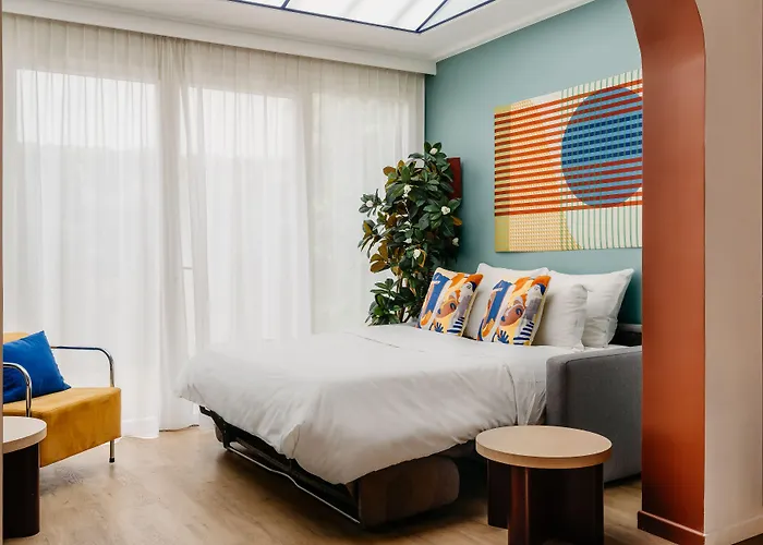 Edgar Auteuil - Le Marois Appart hôtel 4*